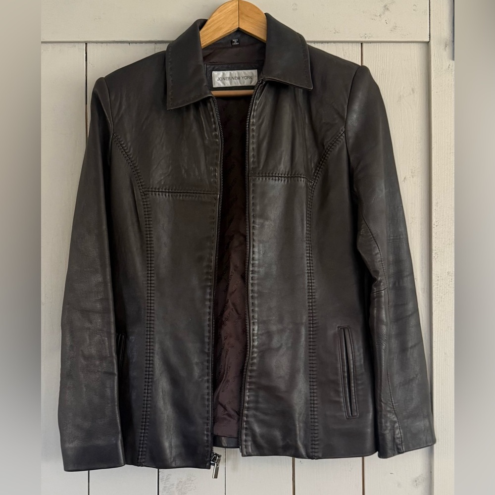 Jones New York Vintage Dark Brown Leather Zip Jacket